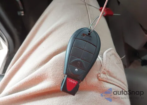 2012 Volkswagen Routan Se из США, поврежденный, VIN 2C4RVABG8CR152112